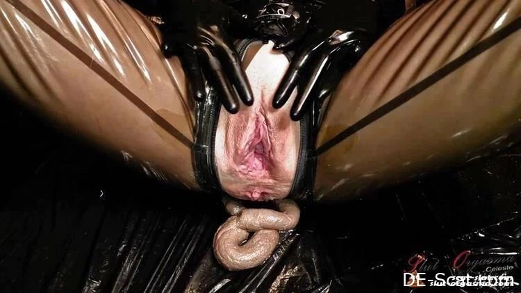 Gummipuppe im Kackhimmel - SlutOrgasma - Creme mit Durchfall, beschissener Analsex, Höschenkacke