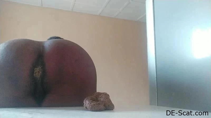 LECKER! - Ebony_Princess - Scheiße in Strumpfhosen, Kot, POV-Kot